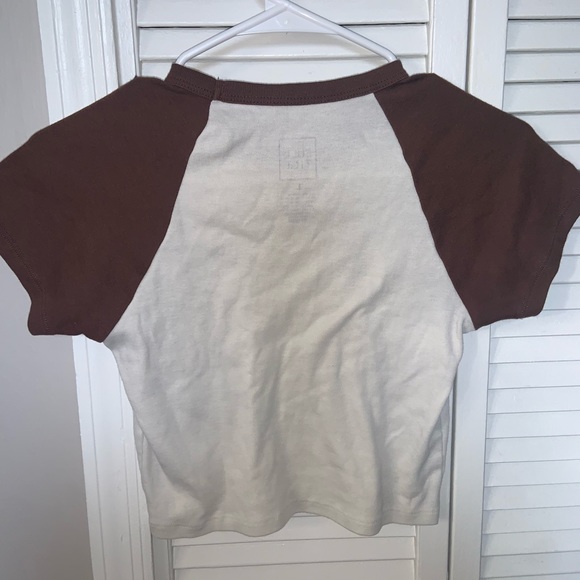 Crop Baby Tee - Picture 2 of 3